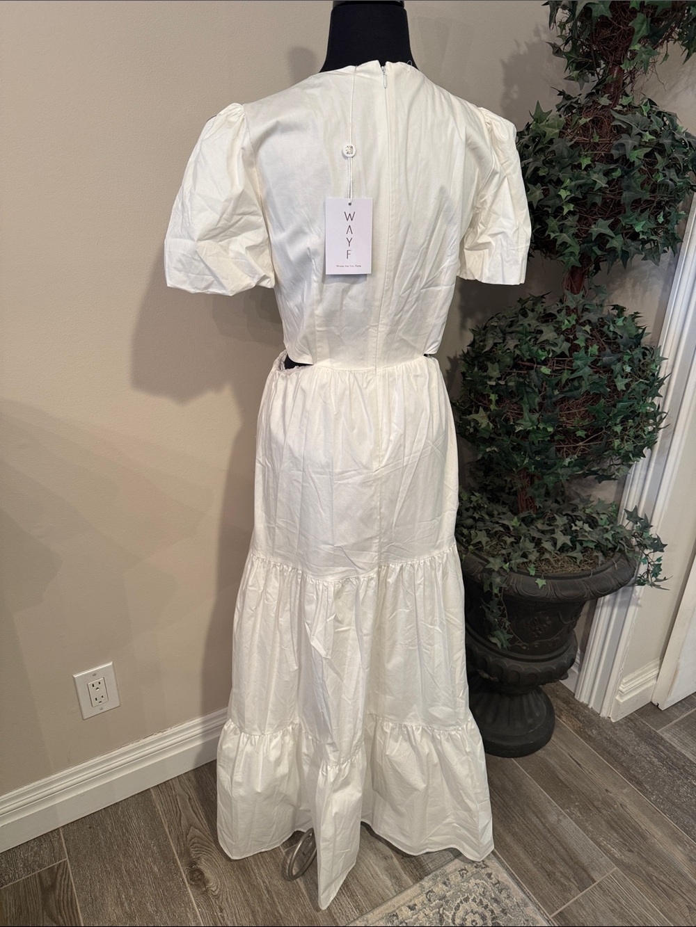 Wayf Plaza Cut Out Tiered Maxi Dress with a round neck and short puff sleeves. - Picture 3 of 4
